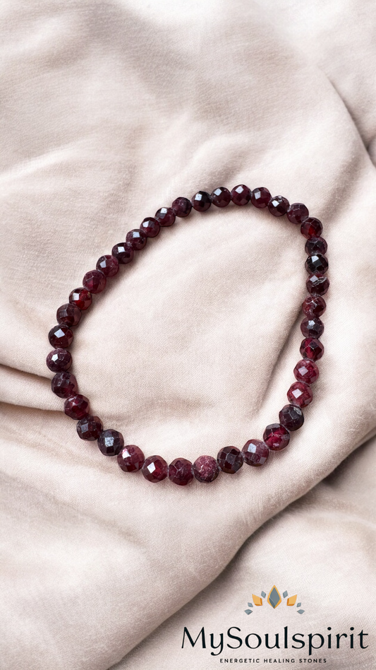 GRANAT Armband mit 4/6 mm facettierten Perlen