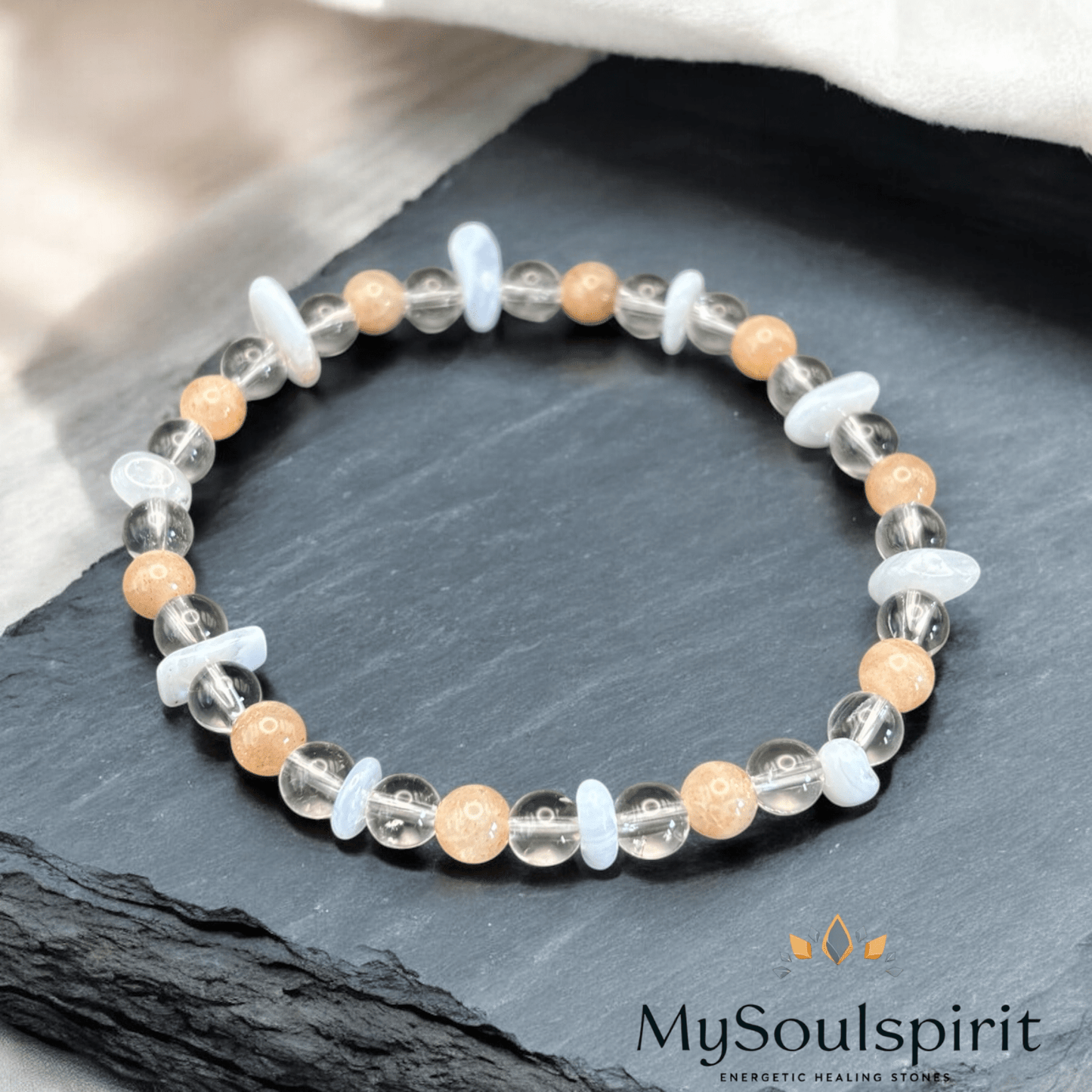 ARMBAND "WECHSELJAHRE" Apricot Mondstein, blauer Chalcedon und Bergkristall - Gesundheitsarmbänder