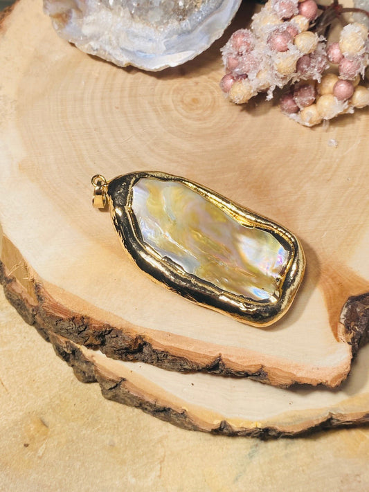 Muschel Anhänger eingewachsene Perlen Freiform 30x45 mm - Kettenanhänger