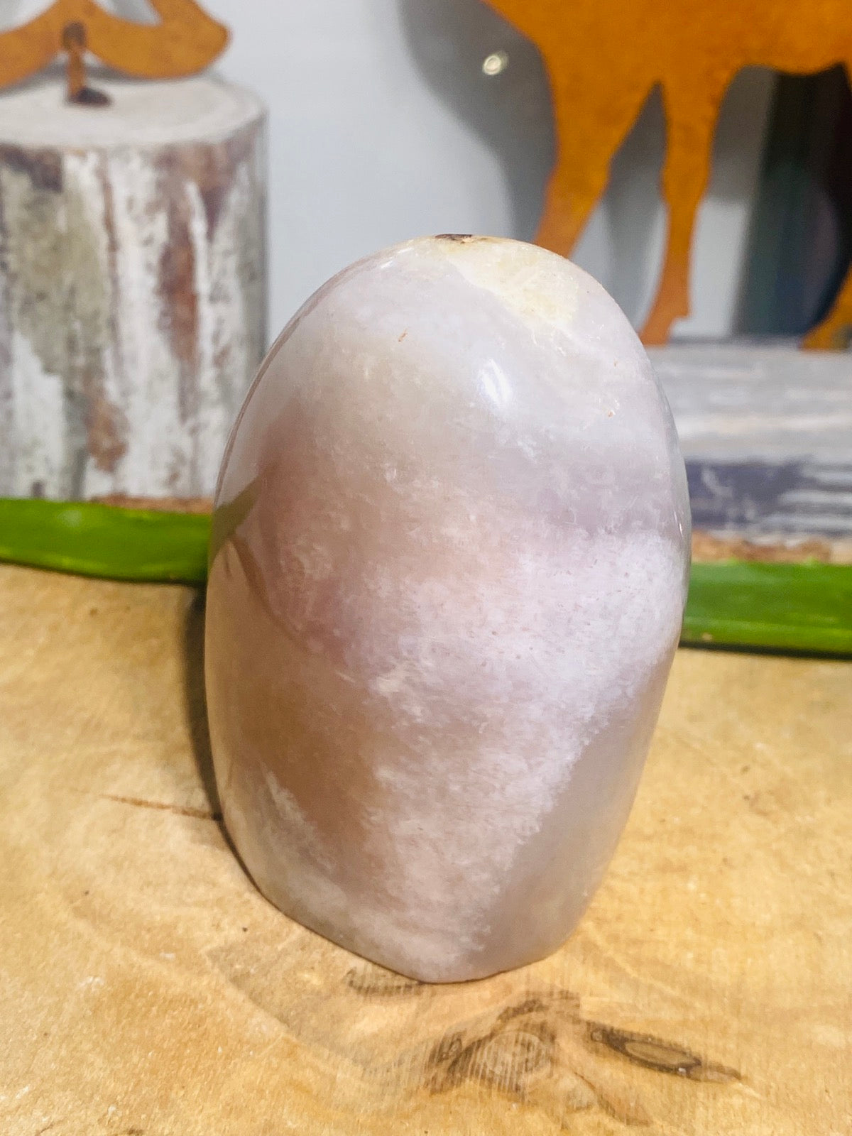 Kirschblüten Chalcedon freie Form 7,8 cm / 295 Gramm