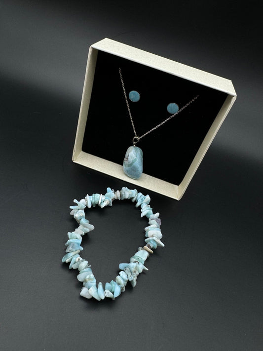 LARIMAR -Set mit Splitter-Armband, Kettenanhänger und Ohrstecker in Geschenkbox