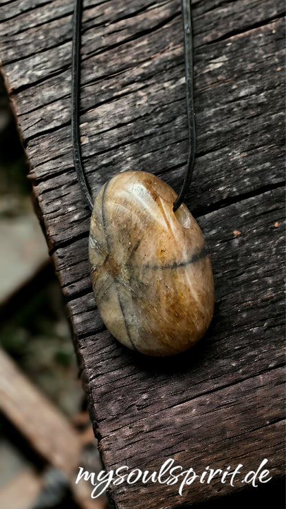 Chiastolith Kettenanhänger gebohrt