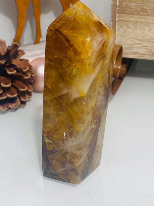 Gelber Bergkristall Turm 10,1 cm / 280 Gramm (Golden Healer)